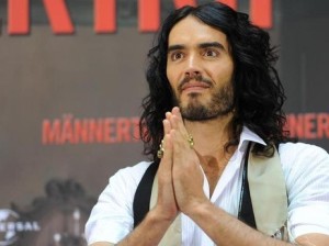 ooooohhhhmmm-russell-brand-meditiert