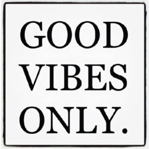 46477-Good-Vibes-Only